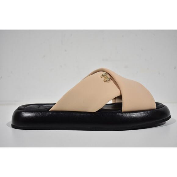 Chanel Beige Black Fabric Criss Cross Puffy CC Logo Slide Mule Sandal Flat 40 - Picture 1 of 12